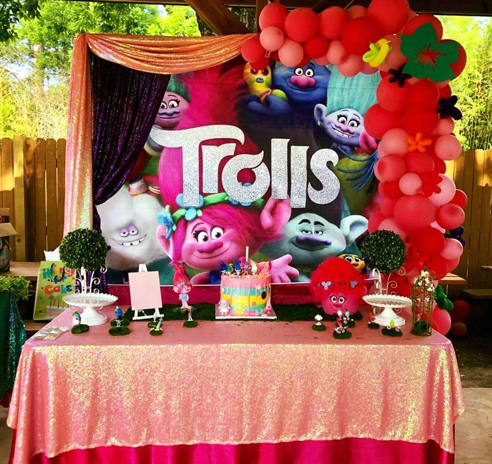 Trolls Theme Decor by Team Birthday Party Planner